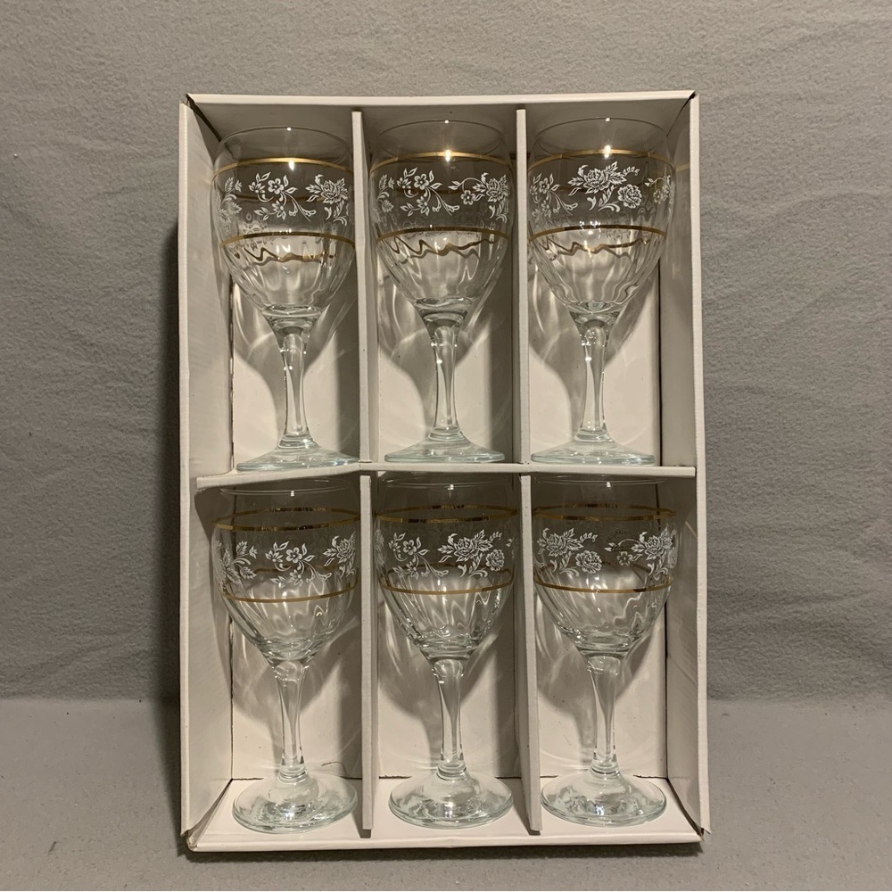 Duchess Collection Entertaining Wine Goblets Floral Design Gold Accent set of 6 - Picture 2 of 6